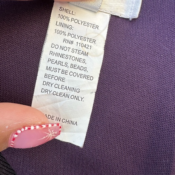 Narianna Sleeveless V Shape Beaded Top, Floral Dress - Picture 15 of 15